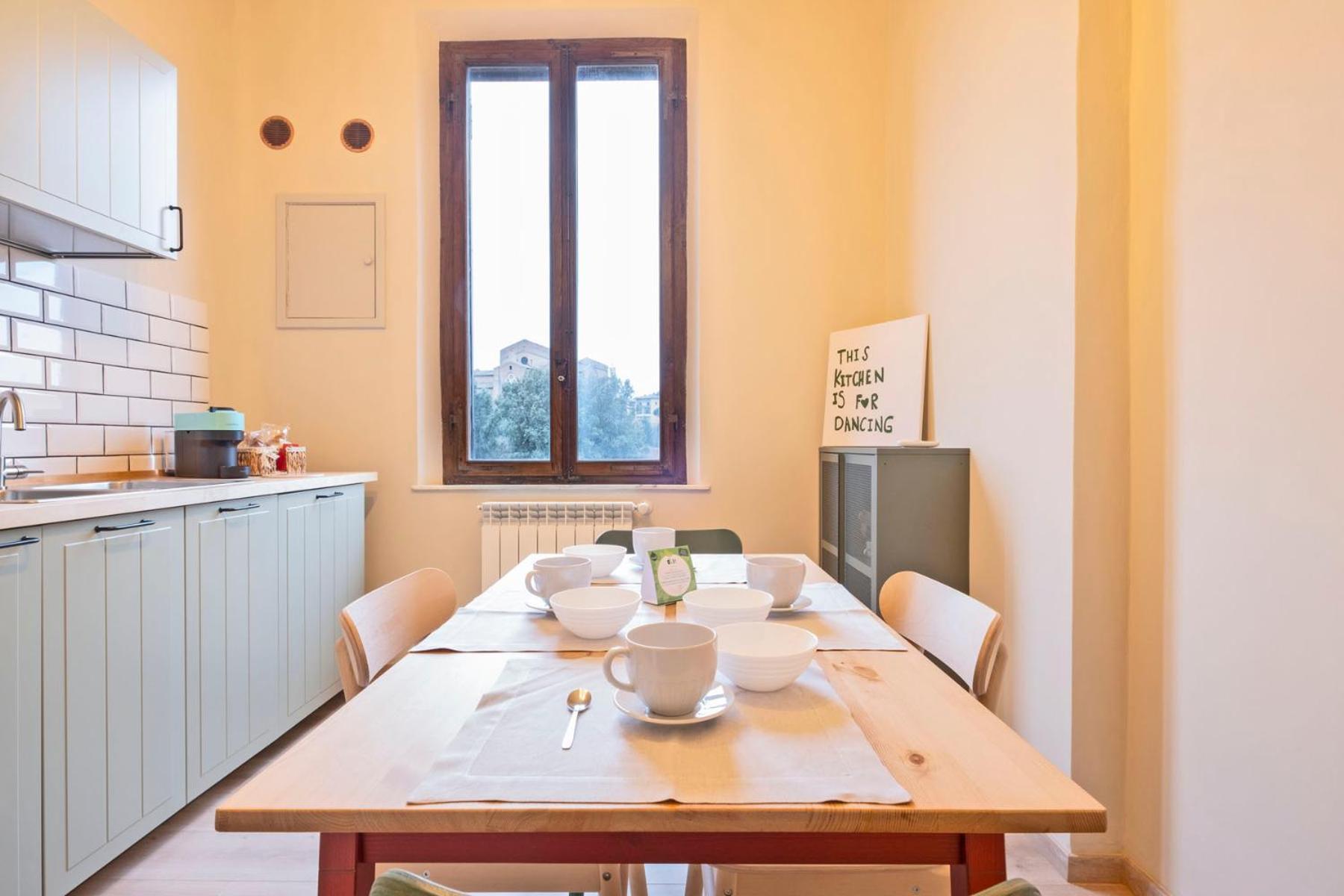 My Honeyed Corner Apartment Сиена Екстериор снимка