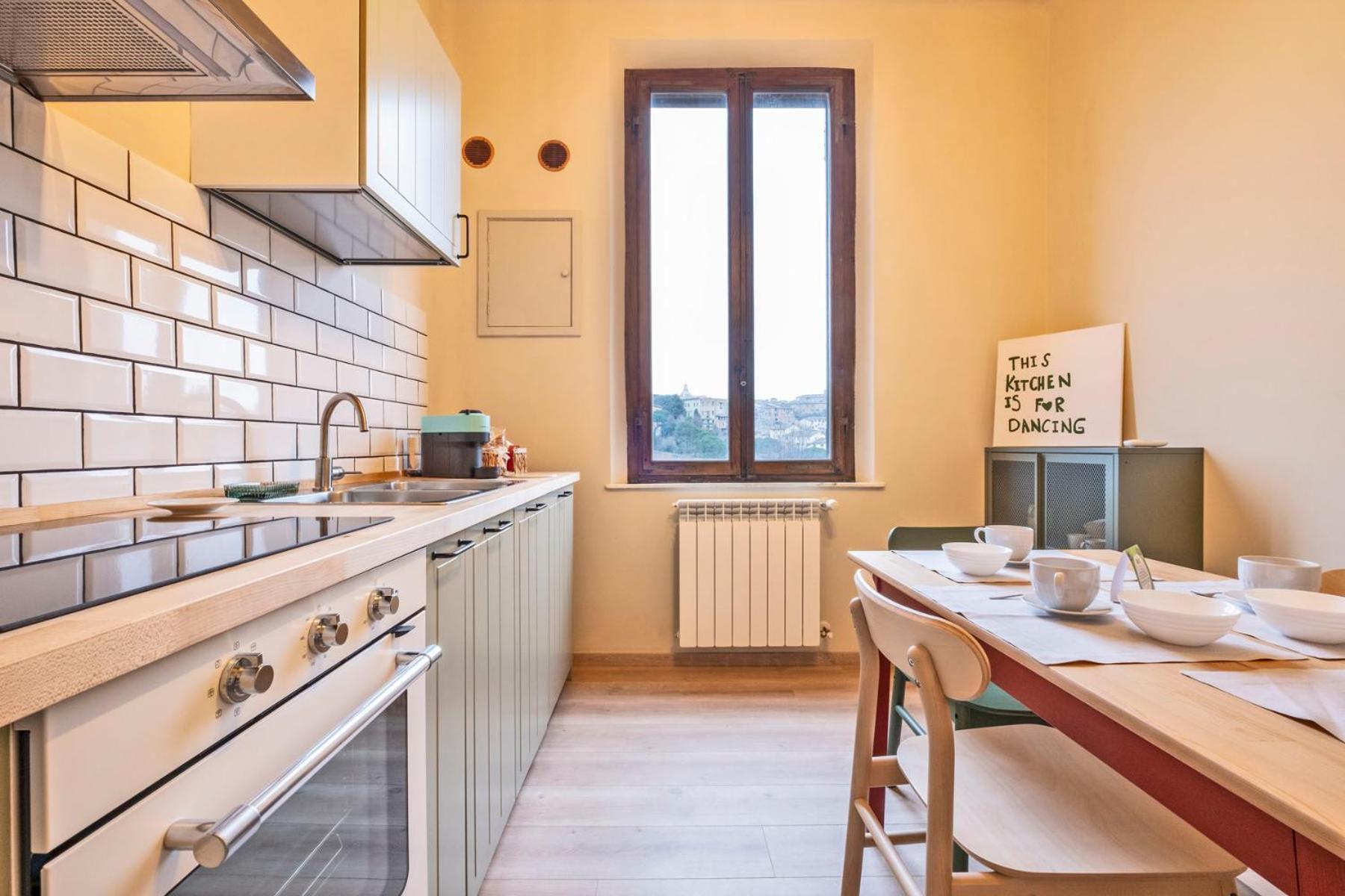 My Honeyed Corner Apartment Сиена Екстериор снимка